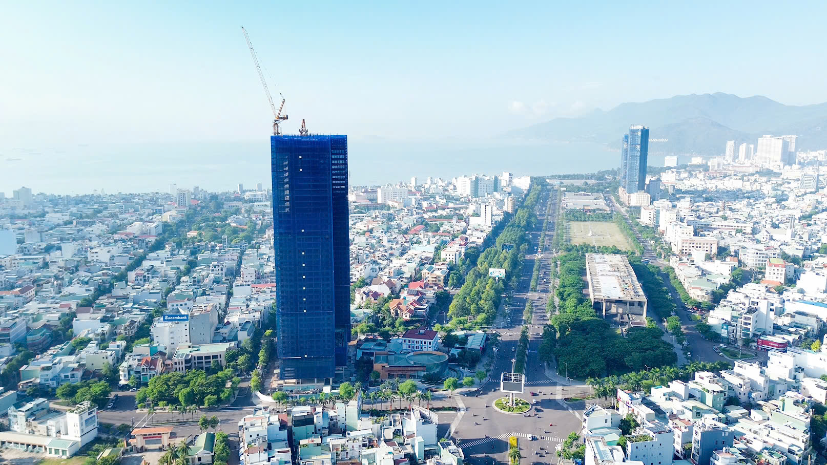 Hưng Thịnh Incons công bố báo cáo tài chính nửa đầu 2025: Lợi nhuận tăng mạnh